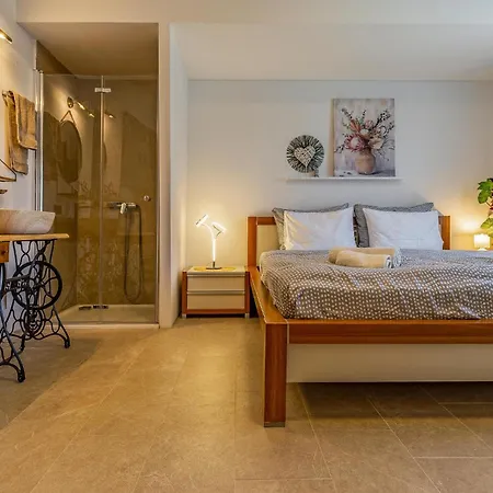 1 Bedroom Amazing In Skatari Pula