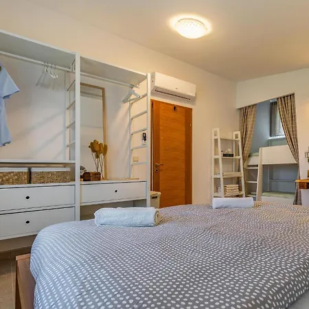 1 Bedroom Amazing In Skatari * Pula